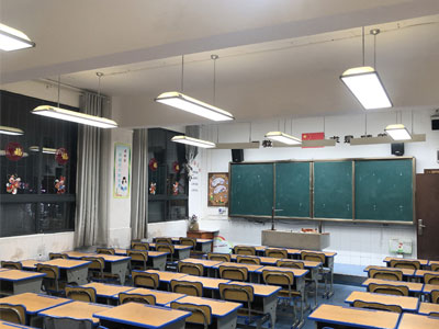 貴州市東山小學教室護眼燈改造案例